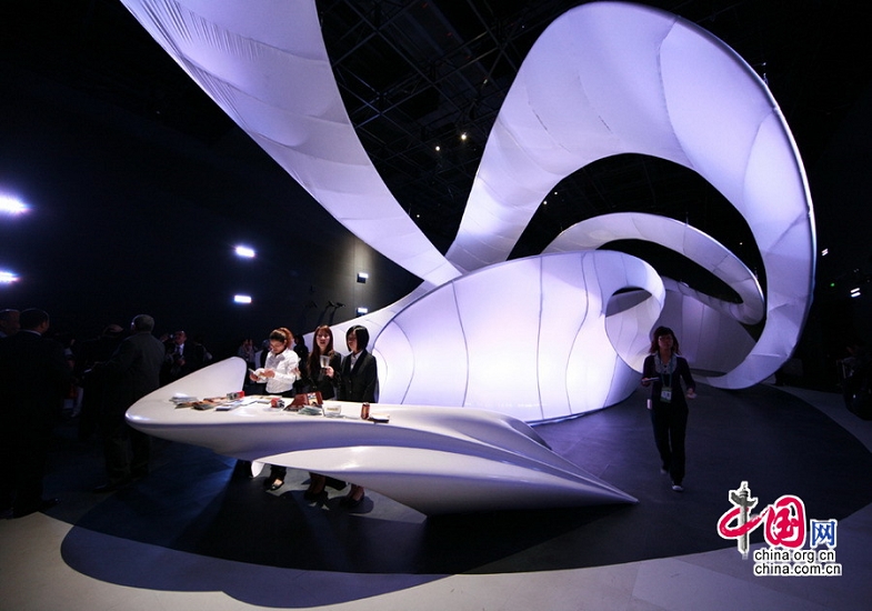 لأول مرة، الفرعونية والصينية وجها لوجه