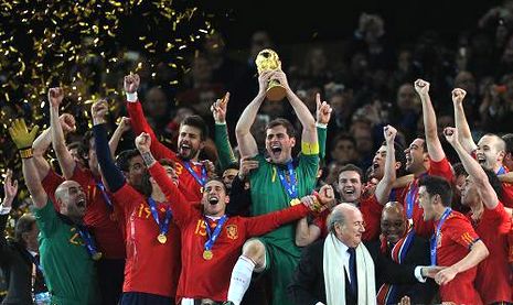 تتويج المنتخب الإسباني بطلا لكأس العالم لكرة القدم 2010