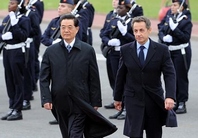 الرئيس الصينى يصل إلى باريس فى زيارة رسمية (صور)