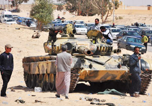 صور : الهجمات الجوية على ليبيا تحدث دمارا هائلا 
