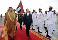 رئيس مجلس الدولة الصيني يصل إلى الإمارات في زيارة رسمية