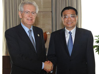 نائب رئيس مجلس الدولة الصيني يلتقي ضيوف اجانب