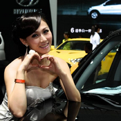 عارضات حسناوات في معرض تشانغتشون الدولي للسيارات (خاص)