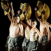 موسكو تشهد عروض رقص حديث صيني خلال 'مهرجان الثقافة الصينية' (خاص)