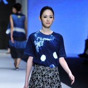 تصميمات شيوي تشيويي لربيع وصيف 2012 تعرض في تايوان (خاص)