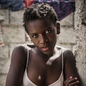 توثيق فوتوغرافي: مأساة أطفال يعيشون حياة عبودية في هايتي 