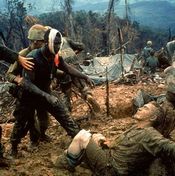 مصور حربي أمريكي يعرض مشاهد قاسية لحرب فيتنام