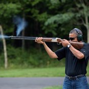 بالصور: 'السلاح' يجمع رؤساء أمريكا (خاص)