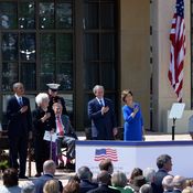 أوباما وأربع رؤساء سابقين يحضرون افتتاح مكتبة ومتحف بوش