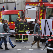 مقتل 3 اشخاص اثر انفجار بوسط باريس
