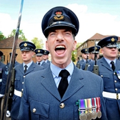 صور وثائقية للقوات الجوية الملكية البريطانية 