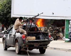 إعلان حالة العصيان المدني في مدينة بنغازي الليبية على خلفية الاشتباكات الدامية