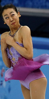 تعابير وجه طريفة في مسابقات تزلج تشكيلي في أولمبياد سوتشي 