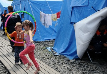 زيارة لمخيمات اللاجئين على الحدود الروسية الأوكرانية (خاص)