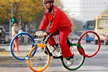 Bicyclette en forme d'anneaux olympiques