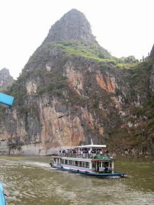 2004 : Traversée du fleuve Lijiang dans la Province du Guangxi