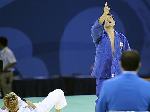 Choi Min-ho, de République de Corée, remporte la médaille d'or de judo de la catégorie des -60 kg