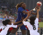 Handball (F) : première victoire pour la France face à l'Angola