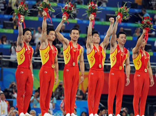 La Chine remporte l'or de la gymnastique artistique par équipes Hommes