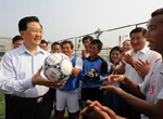 Le président chinois encourage les athlètes chinois aux Jeux paralympiques