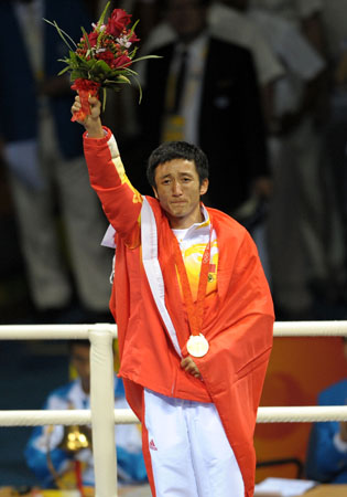 Et Zou, une 50e médaille d'or pour la Chine en boxe !