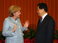 Le président chinois Hu Jintao rencontre la Chancellière allemande