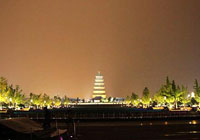 Xi'an: les illuminations nocturnes dévoilent tout le charme de la ville ancienne