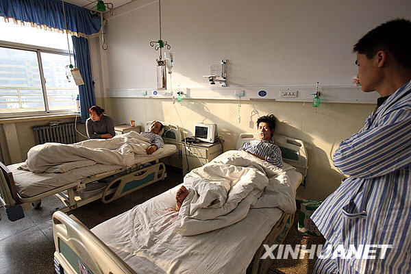 Les victimes de l'accident de la mine dans le Shanxi reçoivent d'excellents soins 