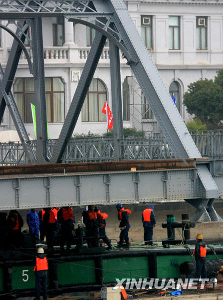 Shanghai : retour du pont Waibaidu après restauration