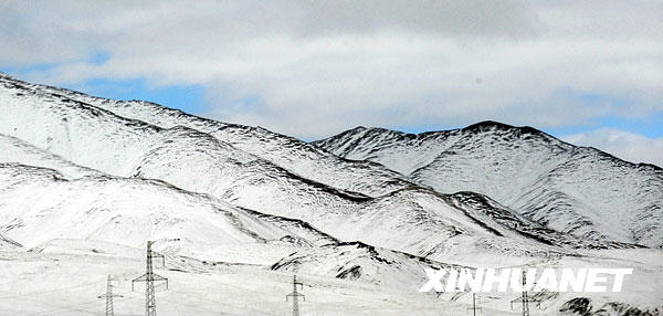 La chaîne de montagnes chenues de Kunlun, photo prise le 30 juillet.