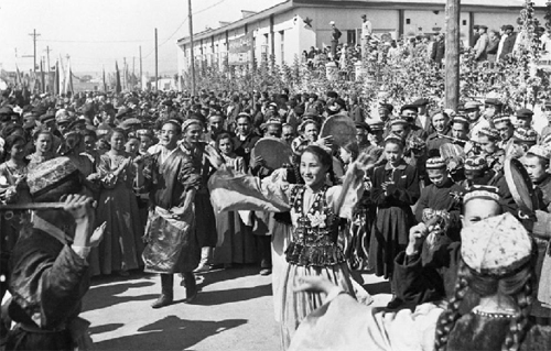 Photos anciennes: les grands évènements qui ont marqué l&apos;histoire de Chine (1955-1959) 1