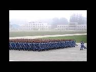 Le 5 septembre, des militaires participent à un entrainement sur un aéroport militaire de l'Armée Populaire de Libération, situé à Beijing. 