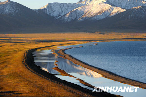Le lac Namco et le Mont Nyainqentanglha