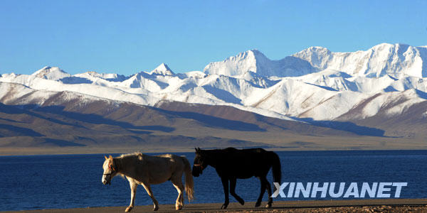 Le lac Namco et le Mont Nyainqentanglha