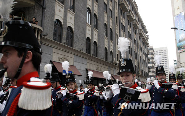 Le 18 octobre, une représentation de musiques militaires interprétées par plus de 120 musiciens suisses.