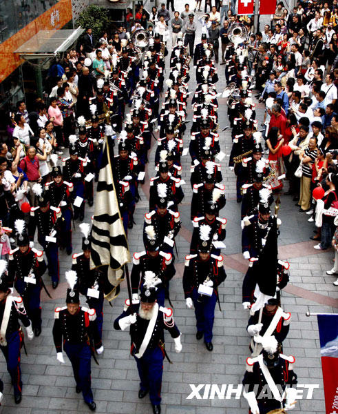 Le 18 octobre, une représentation de musiques militaires interprétées par plus de 120 musiciens suisses.