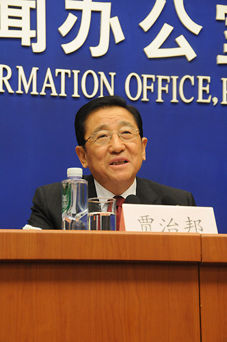 Jia Zhibang, directeur du Bureau national des forêts et directeur adjoint du comité national du reboisement