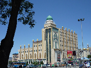 La Grande Mosquée de Hohhot à l'angle du quartier musulman et du quartier mongol.