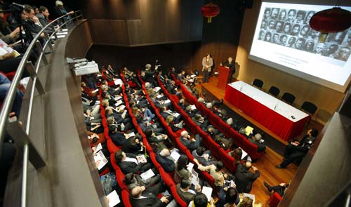 La conférence de presse au Centre culturel chinois à Paris