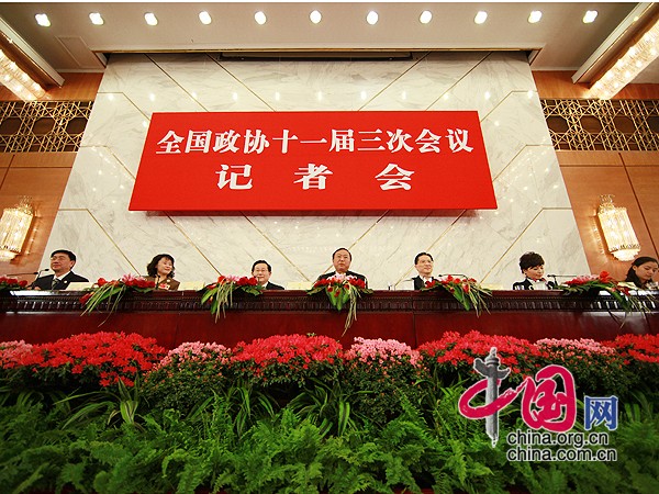 La conférence de presse sur l'Expo universelle de Shanghai 2010, s'est tenue le 8 mars en marge de la session annuelle du Comité national de la Conférence consultative politique du peuple chinois (CCPPC), le plus haut organe consultatif politique de la Chine.