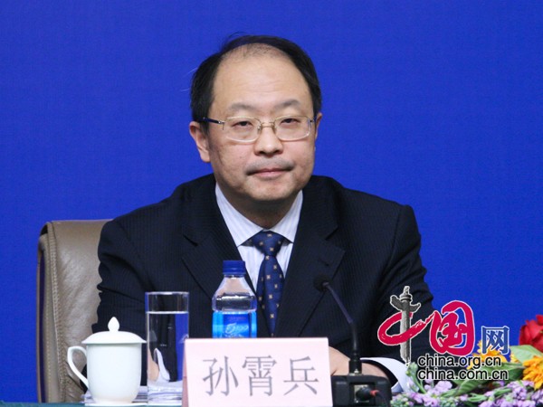 Sun Xiaobing, directeur général du Département des politiques et des règlements du ministère de l'Éducation