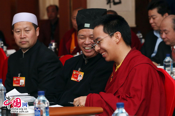 Le 11e Panchen Lama, le plus jeune membre de la CCPPC entre en action
