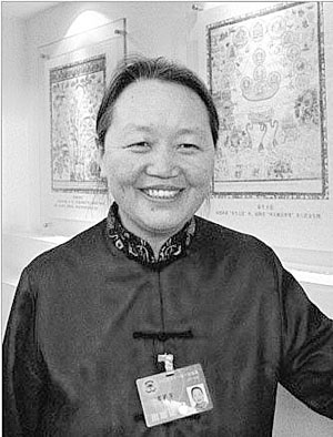 Lei Jufang, PDG du groupe Qizheng de médicaments tibétains, avec un actif net de 1,1 milliard de dollars. Elle possède 81% des actions de son entreprise. Elle est diplômée en physique.
