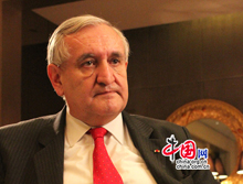 Le 31 mars à Beijing, M. Jean-Pierre Raffarin, ancien premier ministre français, a accordé à China.org.cn une interview sur les relations sino-françaises et sur l&apos;exposition universelle de Shanghai qui aura lieu du 1er mai au 31 octobre 2010. 