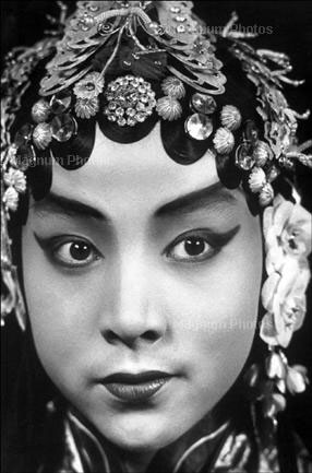 En 1965, une interprète de l'opéra de Beijing. 