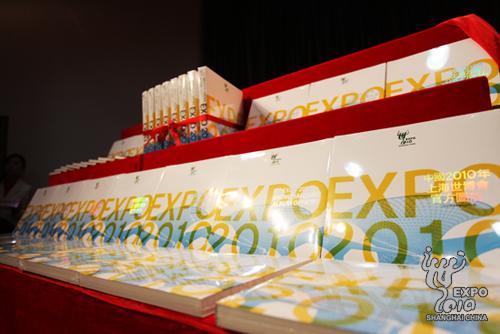 Albums officiels de l'Expo 2010.