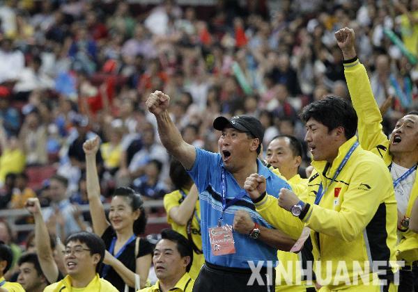 L'entraîneur en chef de l'équipe chinoise de badminton Li Yongbo.