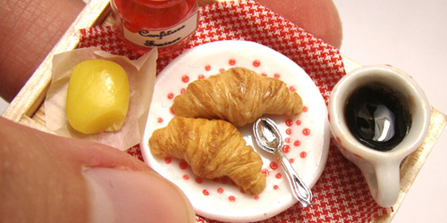 Nourriture miniature réalisée par une artiste française