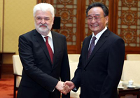 La Chine et la Serbie s'engage à renforcer leurs relations bilatérales