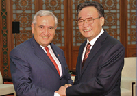 Wu Bangguo rencontre Jean-Pierre Raffarin